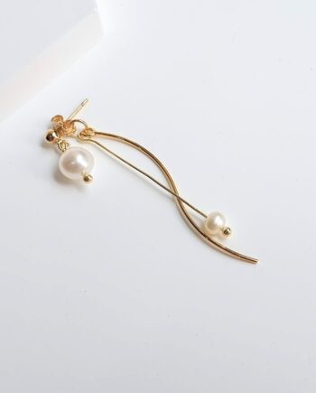 Single Earring | Stud Pearl Drop Wave