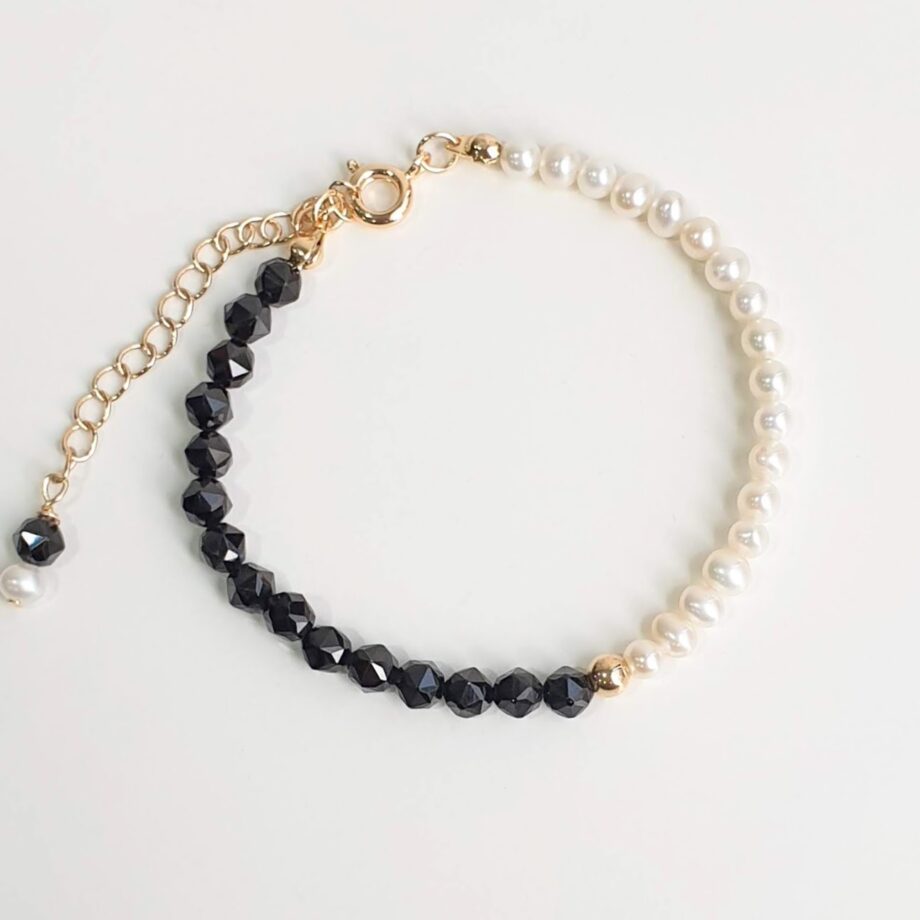 Chain Black Spinel + Pearl Crystal Bracelet