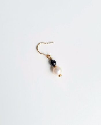 Single Earring Hook Black Spinel+Pearl - 1